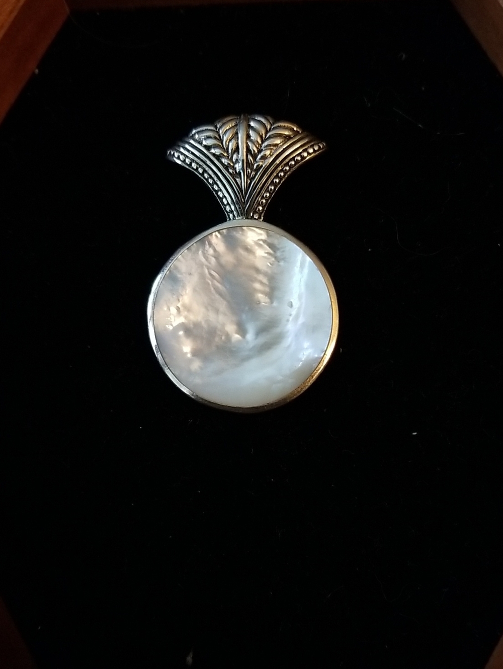 Silver Pendant with Mother of Pearl